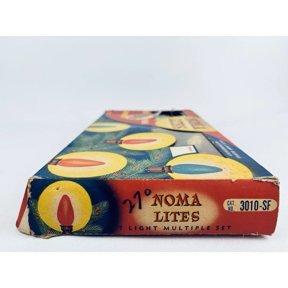 Vintage Noma Lites Christmas Lights C-7‎ Bulbs Lamps  Clips Cat 3010-SF
